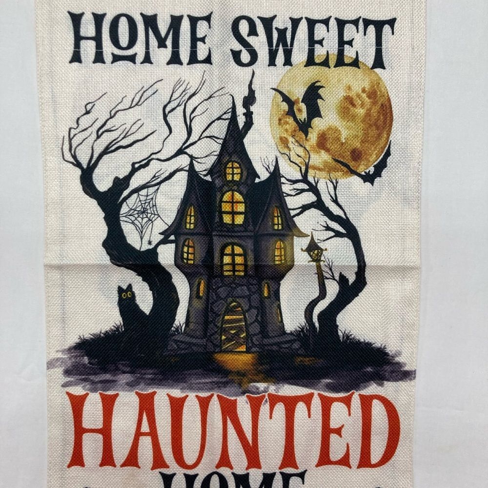 Lot of 7 Holiday Decorations Flags Pillow Covers Easter Christmas Halloween NWT - Picture 3 of 8